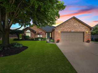 57644 Julie Ct, Washington, MI 48094