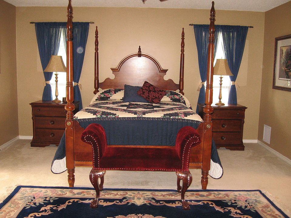 master bedroom 14.9x17.6