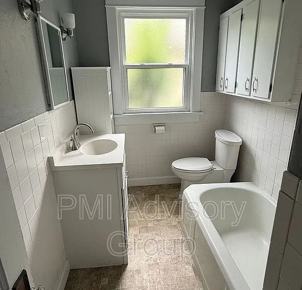 1801 SW Huntoon St — Photo 8