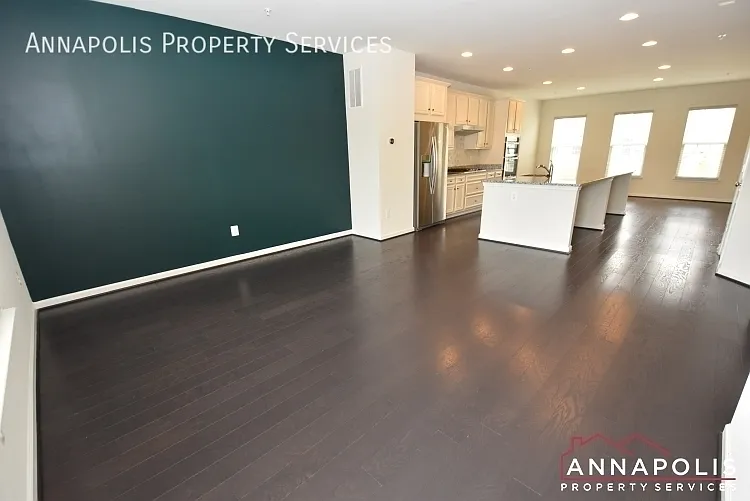 7827 Bakers Creek Ln — Photo 6