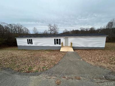 5334 Smith Mountain Lake Pkwy, Huddleston, VA, 24104