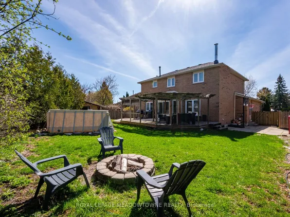 16 Cox Cres, Brampton, ON L6X 3H1