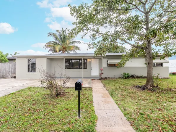 132 N 13th Street, Lantana, FL 33462