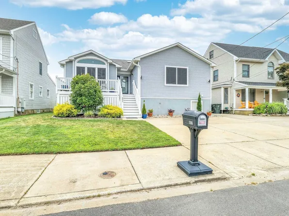 802 Sterling Pl, Brigantine, NJ 08203