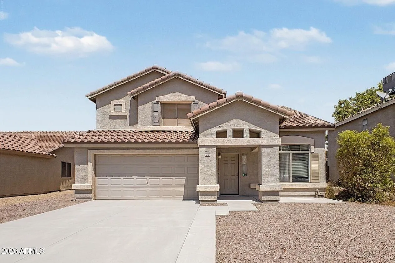 3 bed, 2.5 bath, 1934 sqft, $2,600 — Photo 1