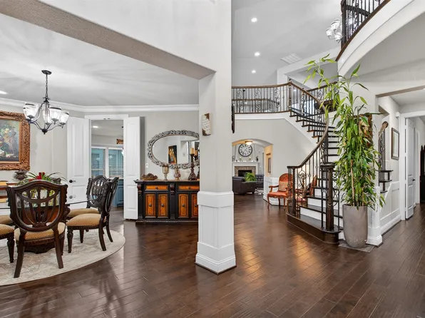 215 Dominion Dr, Wylie, TX 75098