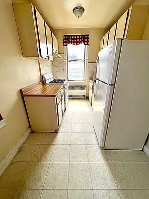 3rd image of 88-23 179th St #3D