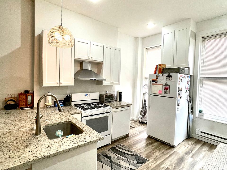 1st image of 334 Communipaw Ave APT 1
