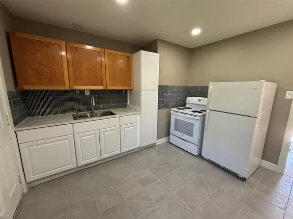 1503 Teanaway Ln, Houston, TX 77029