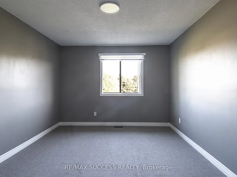 26 Tomahawk Dr — Photo 17