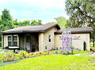 208 Ashley St, Hawthorne, FL 32640