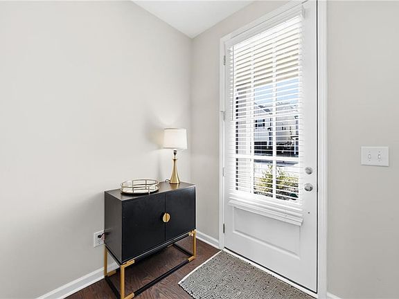 5th image of 4193 Halton Rd #63C