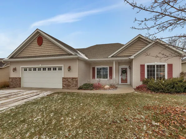 1241 Willow Pond Dr, Waite Park, MN 56387