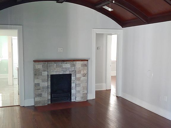 2nd image of 917 Eldridge St