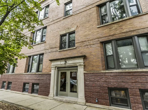 1946 W Newport Ave #1E, Chicago, IL 60657