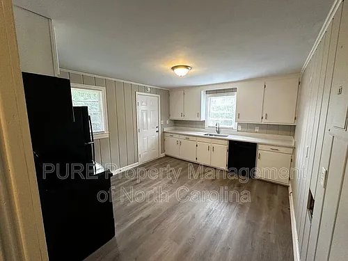 110 Mendota Ave Photo 1