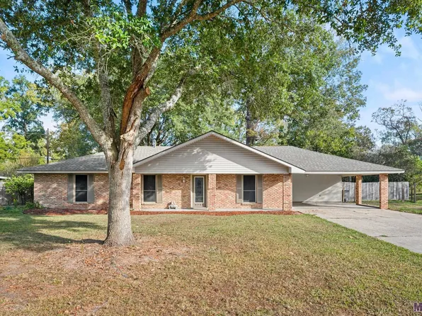 9795 Rustling Oaks Dr, Baton Rouge, LA 70818