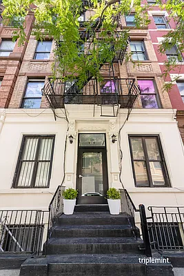 Rented by Triplemint | media 12