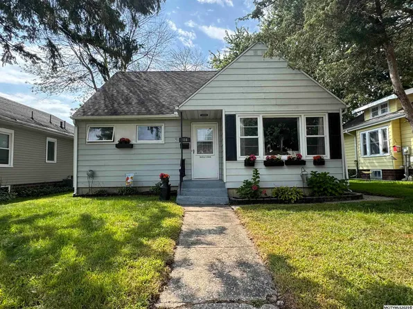 316 S Kentucky Ave, Mason City, IA 50401