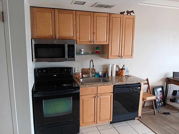3rd image of 4750 N Central Ave Unit 4H