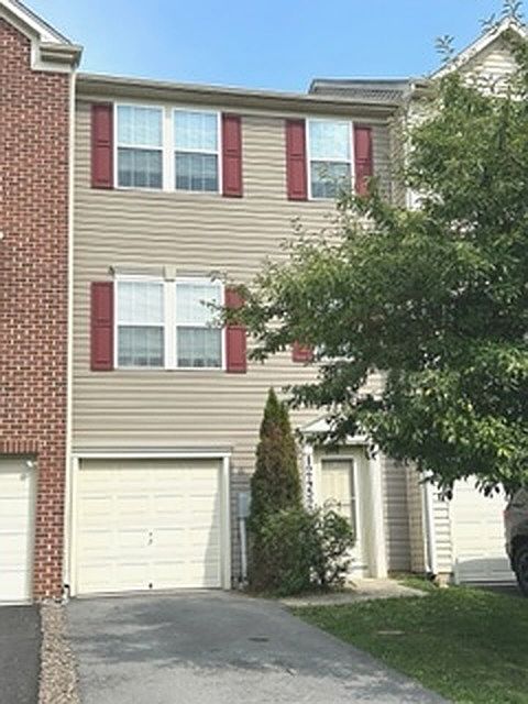 1st image of 12452 Jackson Ave