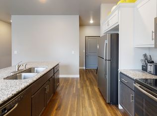 225 E Prentiss St, Iowa City, IA 52240
