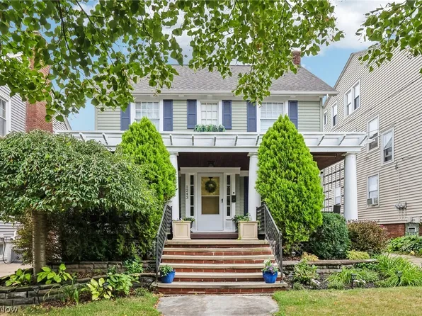 1243 Edwards Ave, Lakewood, OH 44107