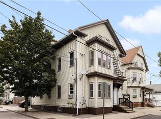 19 Bain St, Cranston, RI 02920