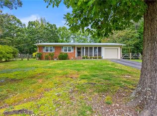 5202 Windemere Cir, Trinity, NC 27370