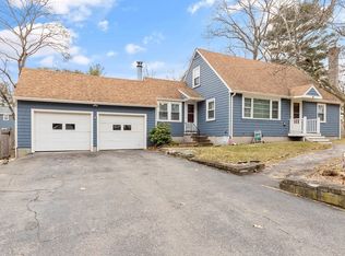 9 Davis Rd, Tewksbury, MA 01876