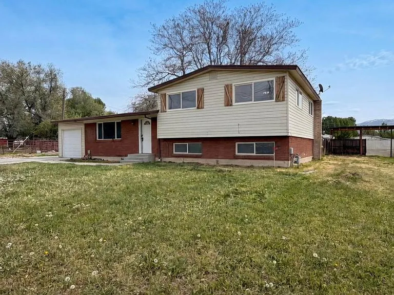 428 N 1500 W — Photo 11