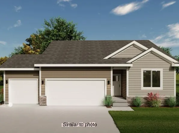 5212 Greene St, Ames, IA 50014