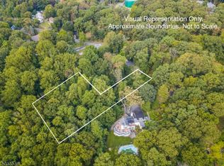 4 Sheep Hill Rd, Boonton Township, NJ 07005