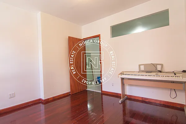 Rented by Nolita Group | media 15