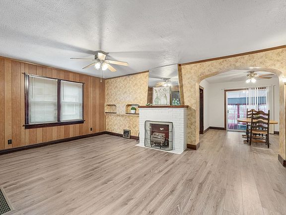 5th image of 537 S Broadview St