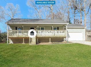 34 Bakers Dr, Douglasville, GA 30134