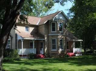 231 School St, Merrimac, WI 53561