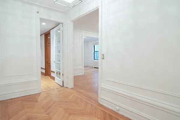 Rented by WAM Partners - William Moses Co. | media 36