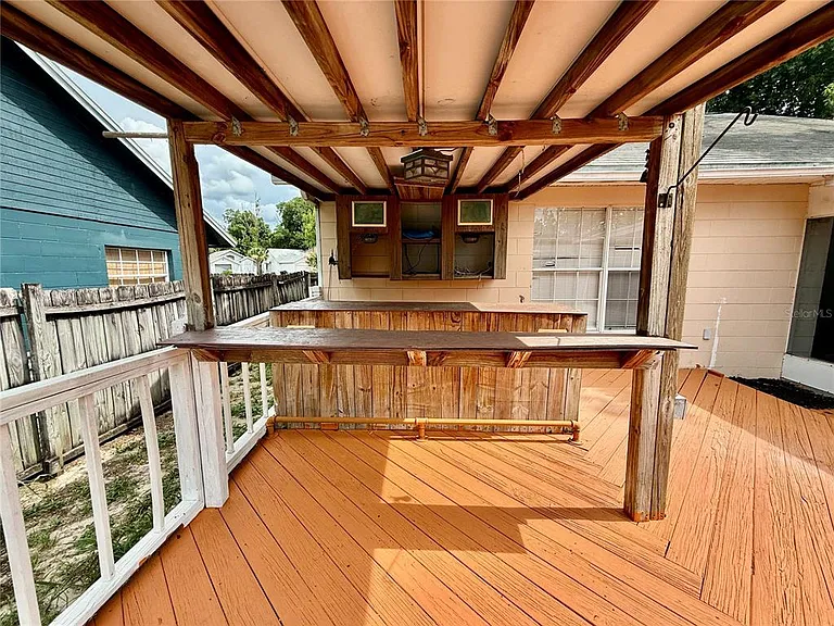6521 Garden Spring Ct — Photo 17