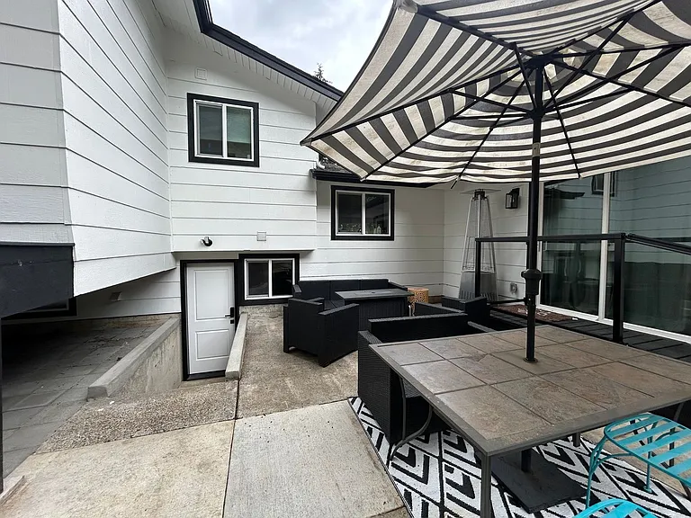 15136 SE Gladstone St #B — Photo 9