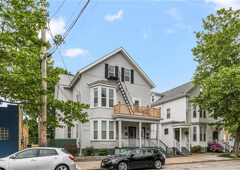 198 Camp St #3
