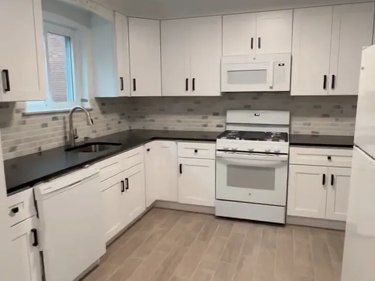 7550 Furmanville Ave #3 — Photo 2