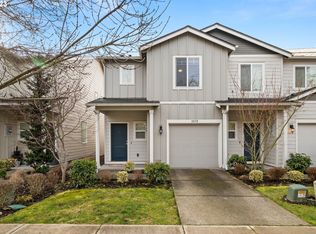 12172 SW Versailles Rd, Portland, OR 97210
