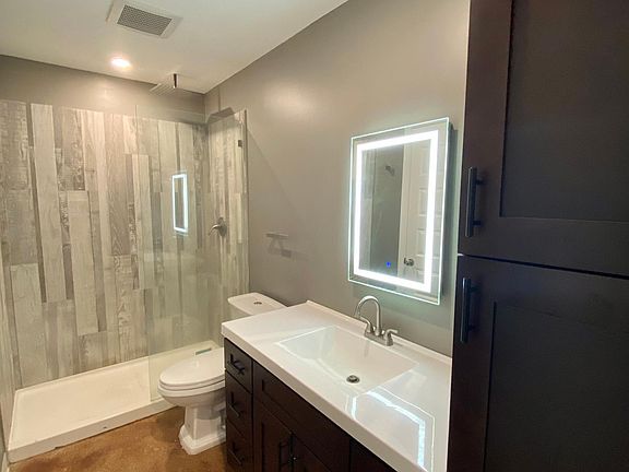 3rd image of 1225 Union Ave #401