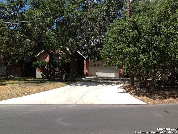 3rd image of 16743 Lilly Crest Dr