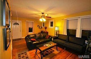 3rd image of 4123 Tholozan Ave