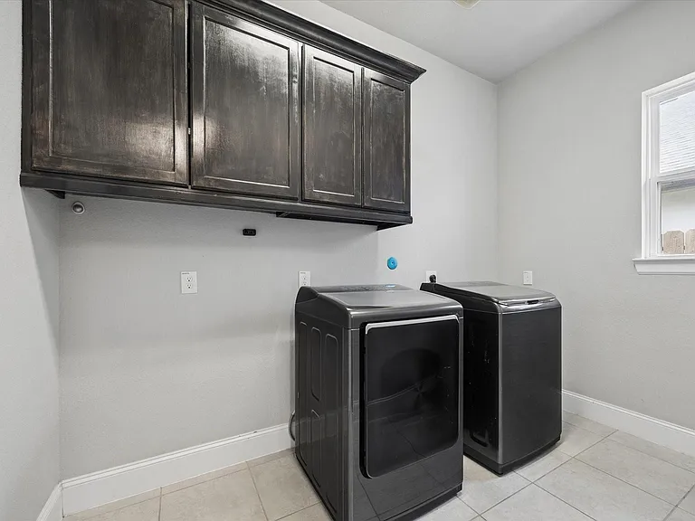 10227 Wylde Point Ln — Photo 29