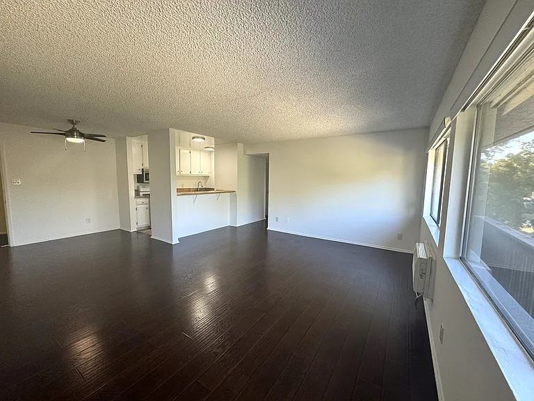 The Westwood Park Apartments — Photo 35