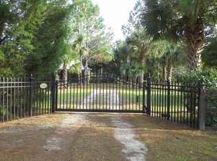 1345 E Garon Cv, Geneva, FL 32732