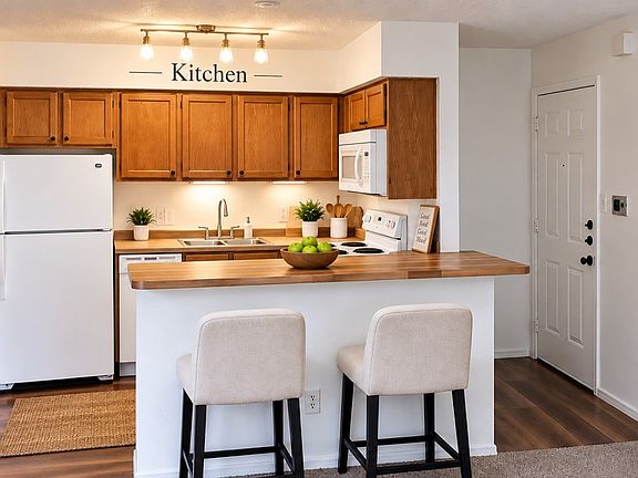 2nd image of 2301 Basil Dr APT F305